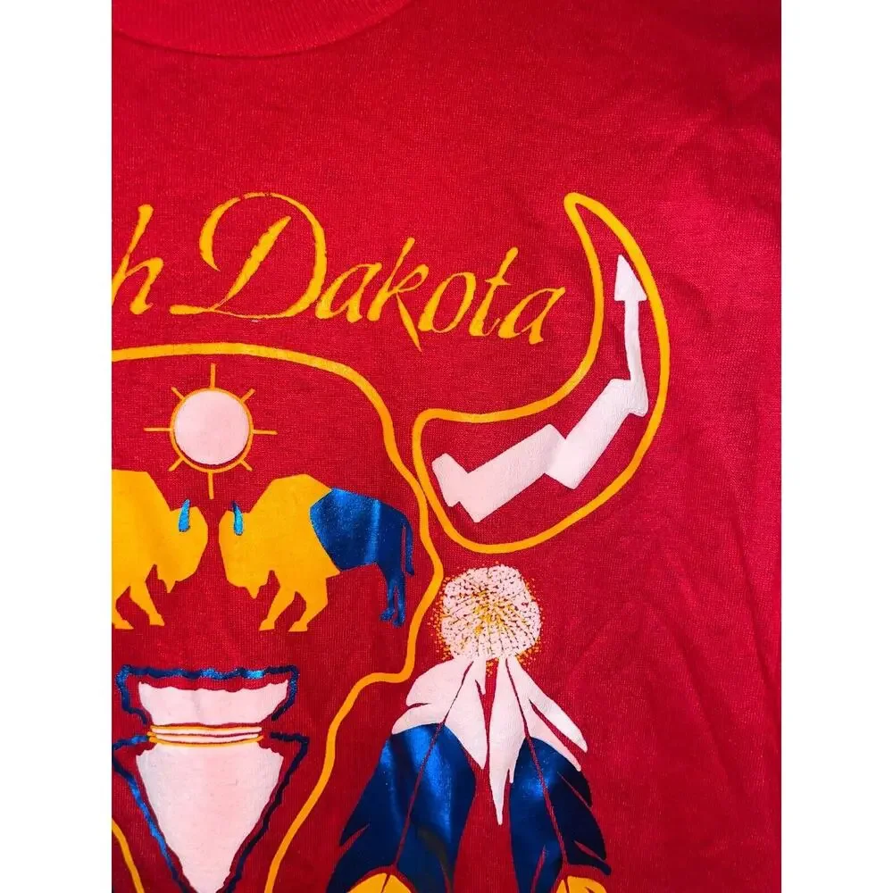 Vintage South Dakota Shirt Native American Buffalo Jerzees Red Tee 90s VTG M